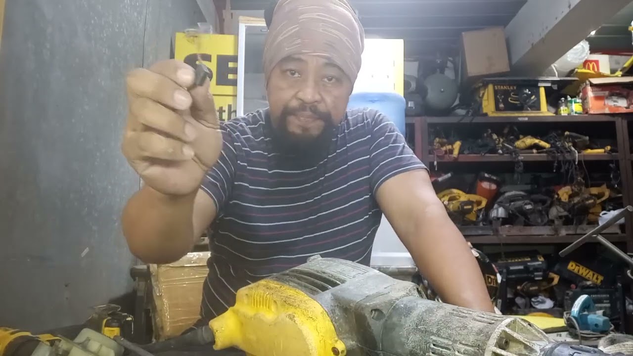 d25899  10kilos jack hammer dewalt
