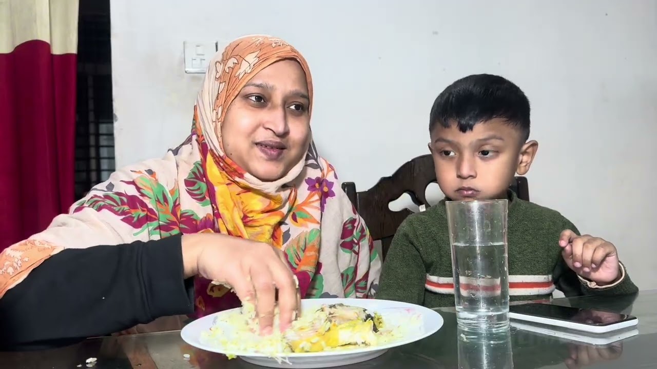 আজ মধ্যবিত্ত সংসারে মাছ রান্না করা হলো।