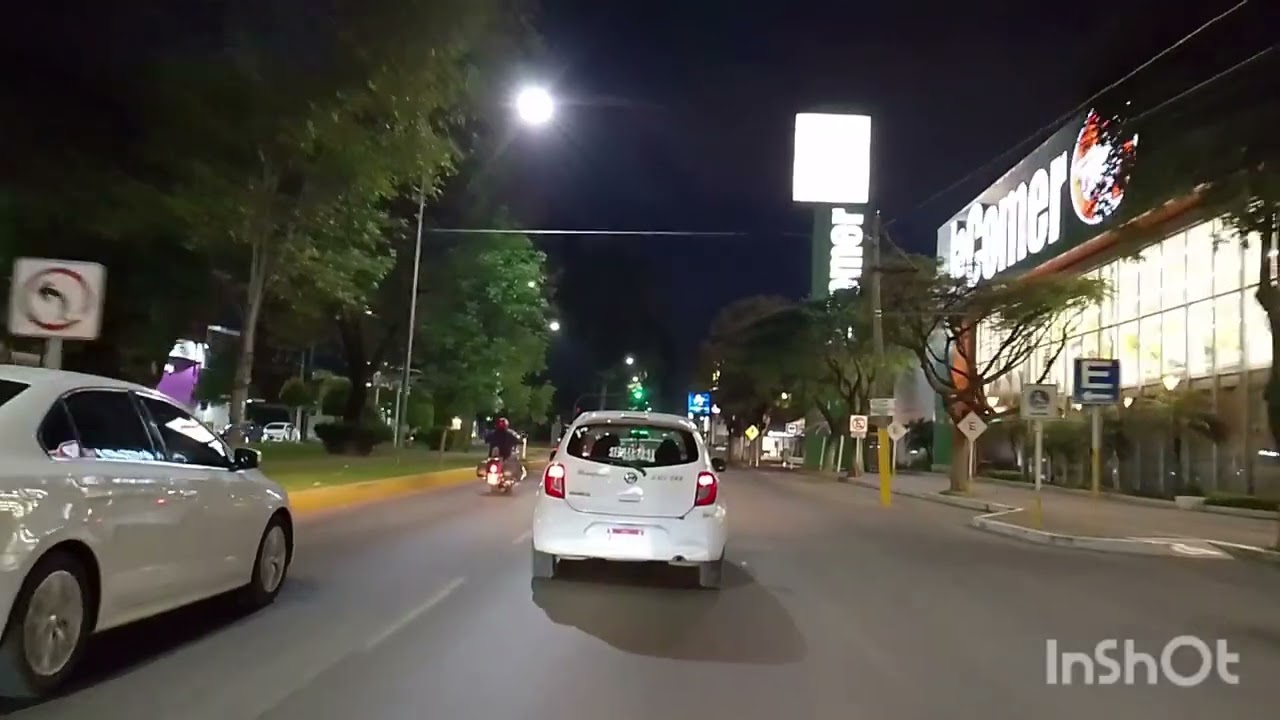 Rodando por algunas avenidas y calles de Uruapan 
