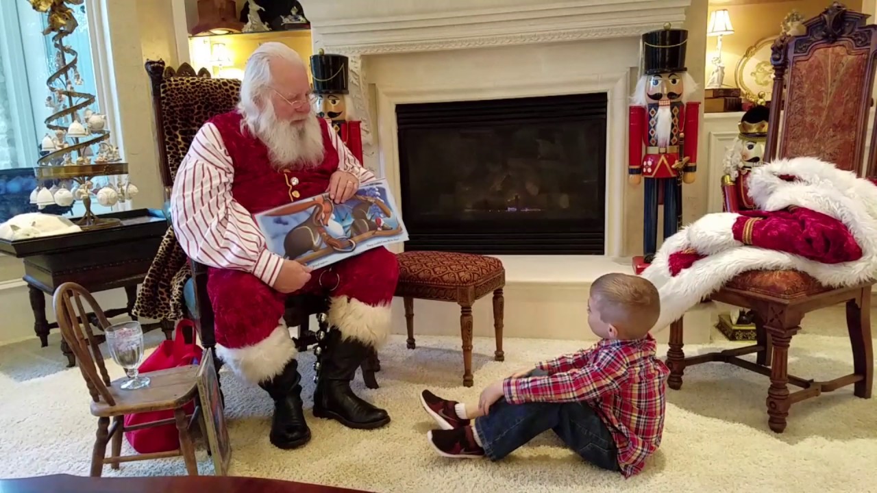 Santa visits Carter