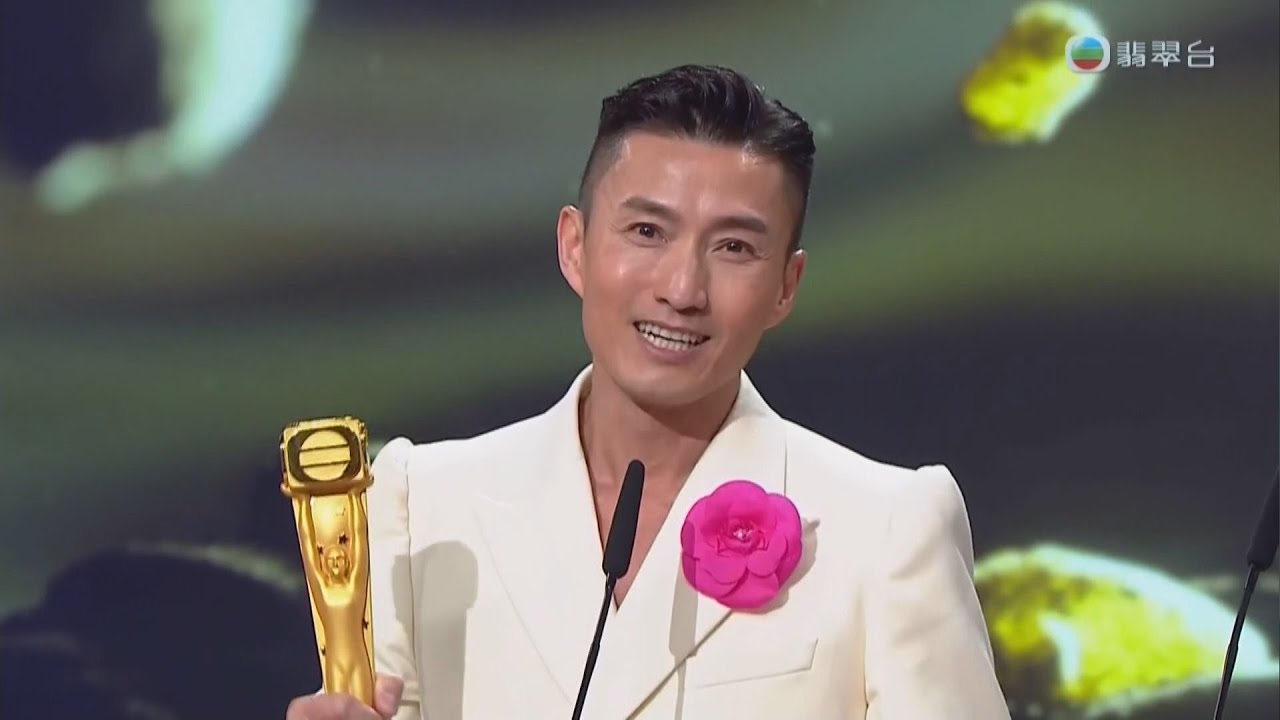 【 萬千星輝頒獎典禮2022 】最佳男主角：陳山聰《 金宵大廈2 》，今年終於坐上視帝寶座啦！｜最佳男主角｜陳山聰｜金宵大廈2