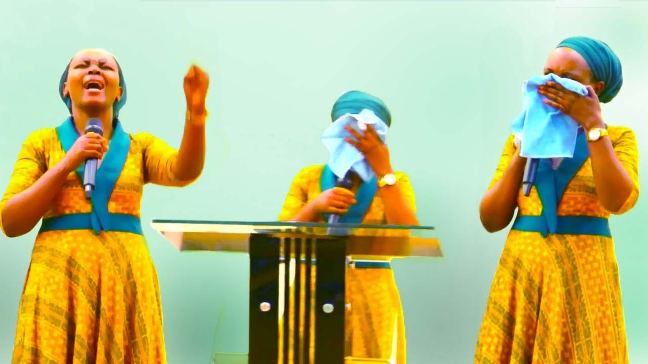Ntabwo dukunda YESU nkababuze uko bagira  Ntasoni zo kumwizera kumukurikira ⌚ Ev MKATETE Joseline 🍏