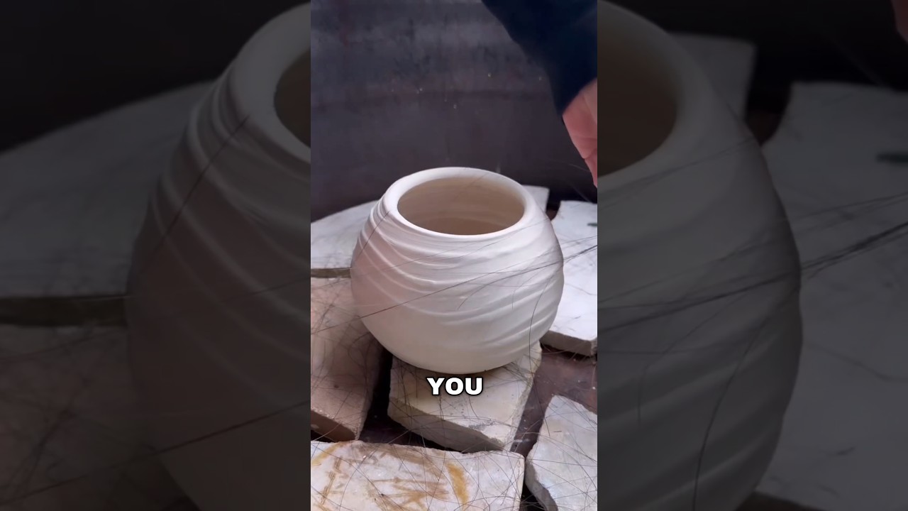 Эта прекрасная керамика изготовлена ​​с использованием настоящих волос 😳
