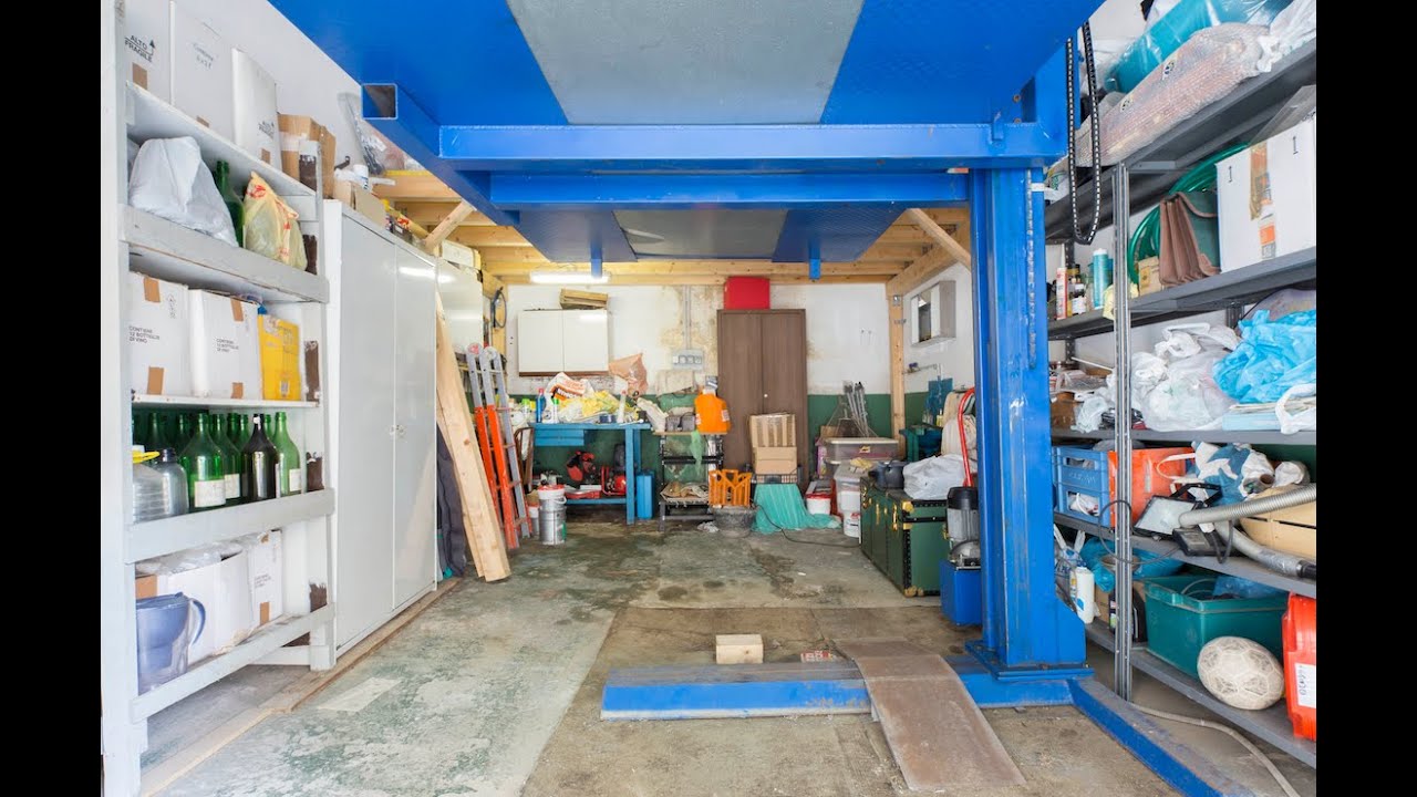 BOX AUTO IN VENDITA SAN FRUTTUOSO VIA BERGHINI AGENZIA IMMOBILIARE SANFRUTTUOSO FONDOCASA