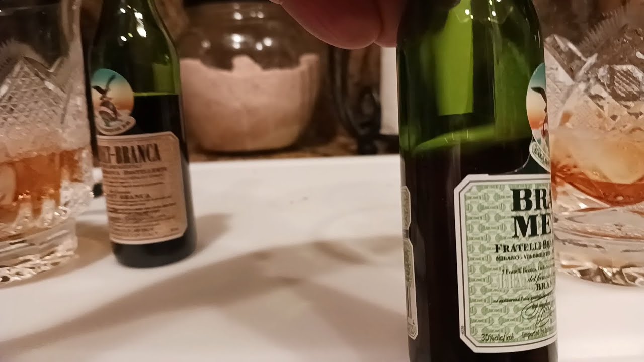 1559. Branca Menta vs Fernet Branca Taste Flavor Review Sweet Mint Bitter Menthol test Italian Amaro