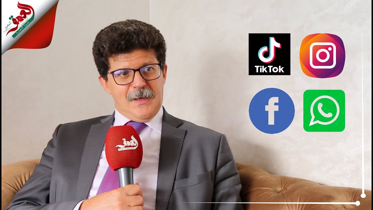 بنزاكور  الإدمان على مواقع التواصل الاجتماعي كالإدمان على المخدرات   وهذه نصائحي للتخلص منه