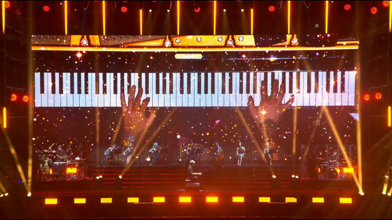 MAKSIM — Dancing Queen — Live