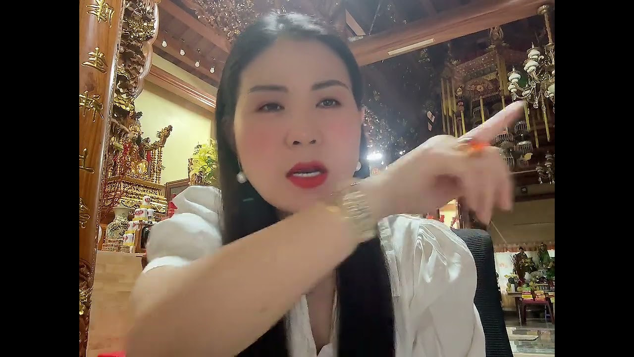 THỜ GIA TIÊN BÊN NỘI - BÊN NGOẠI 