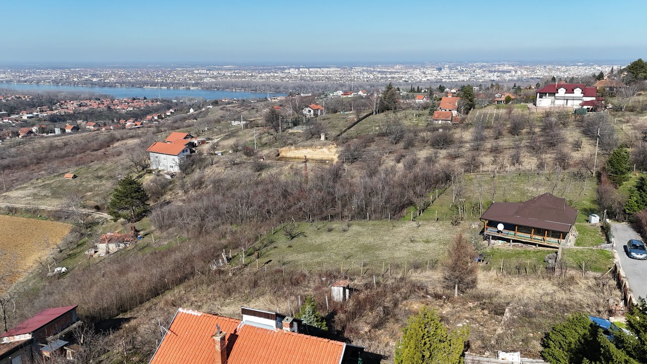 Plac, 3951 m2, Ledinci, Ledinci    Šifra: 7072321