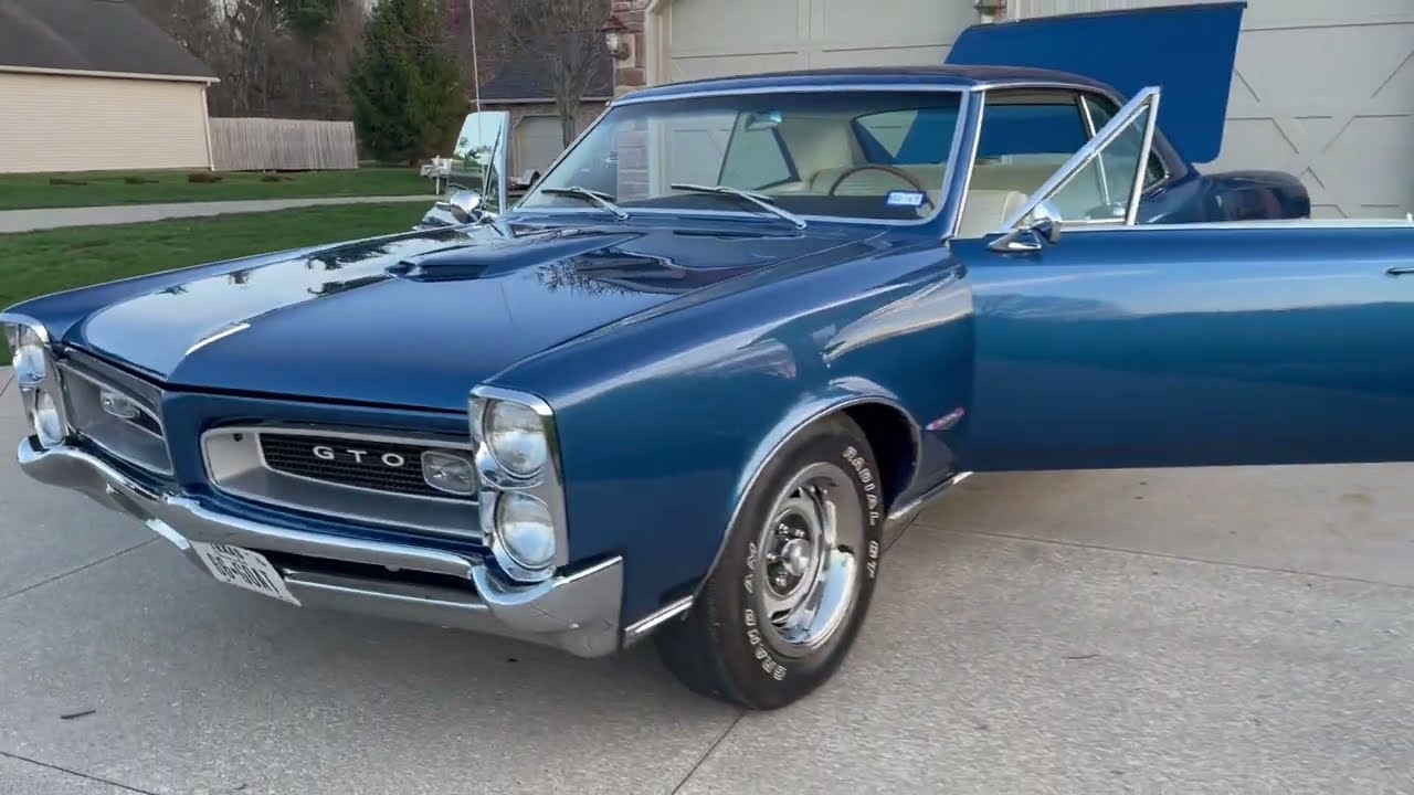 1966 PONTIAC GTO-389