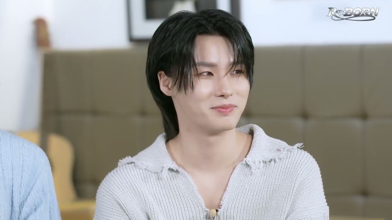 [Re:Born] EP.8 Re:newal (auto eng subs)