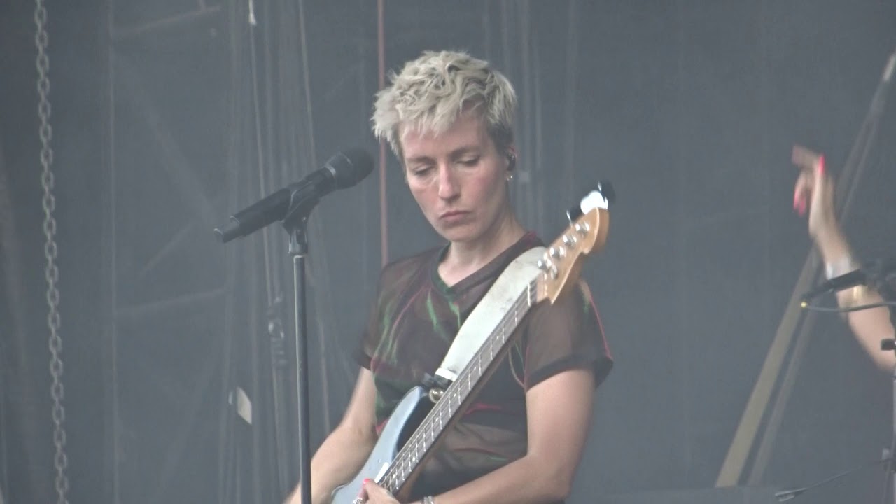 Jeanne Added - A War Is Coming - Live In Saint Cloud 2019