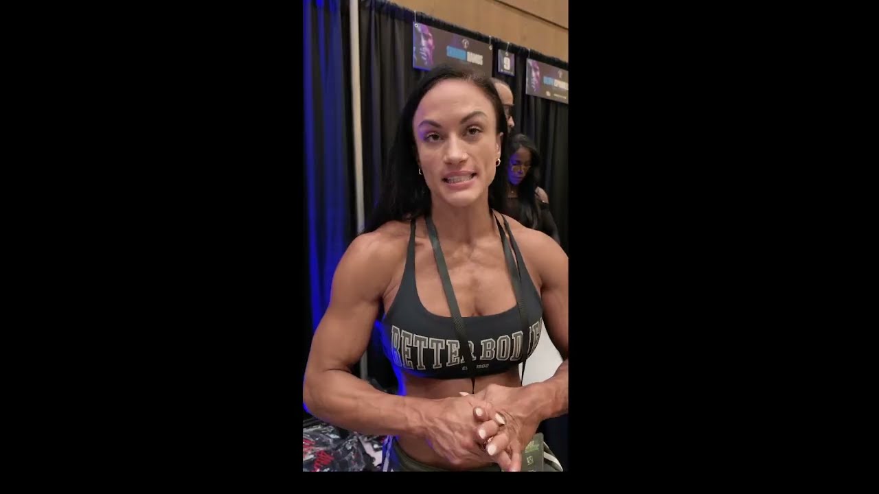 Allison Kramer - Stunning IFBB Pro Fitness Athlete at the Arnold Meet and Greet!