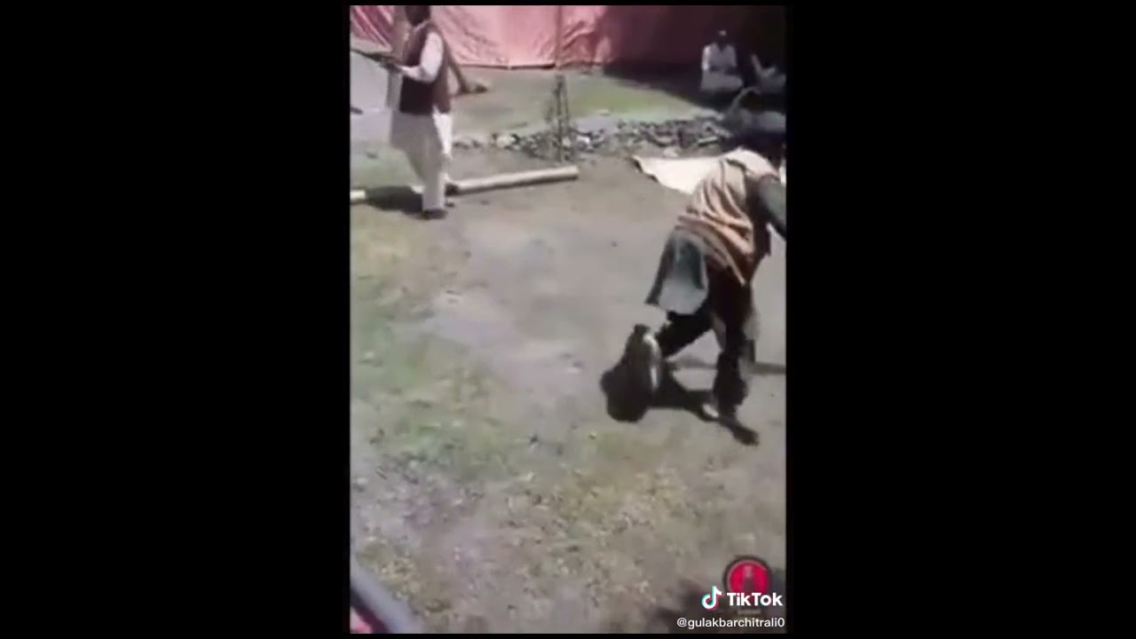 Gul akbar very nice dance to chitrali dool