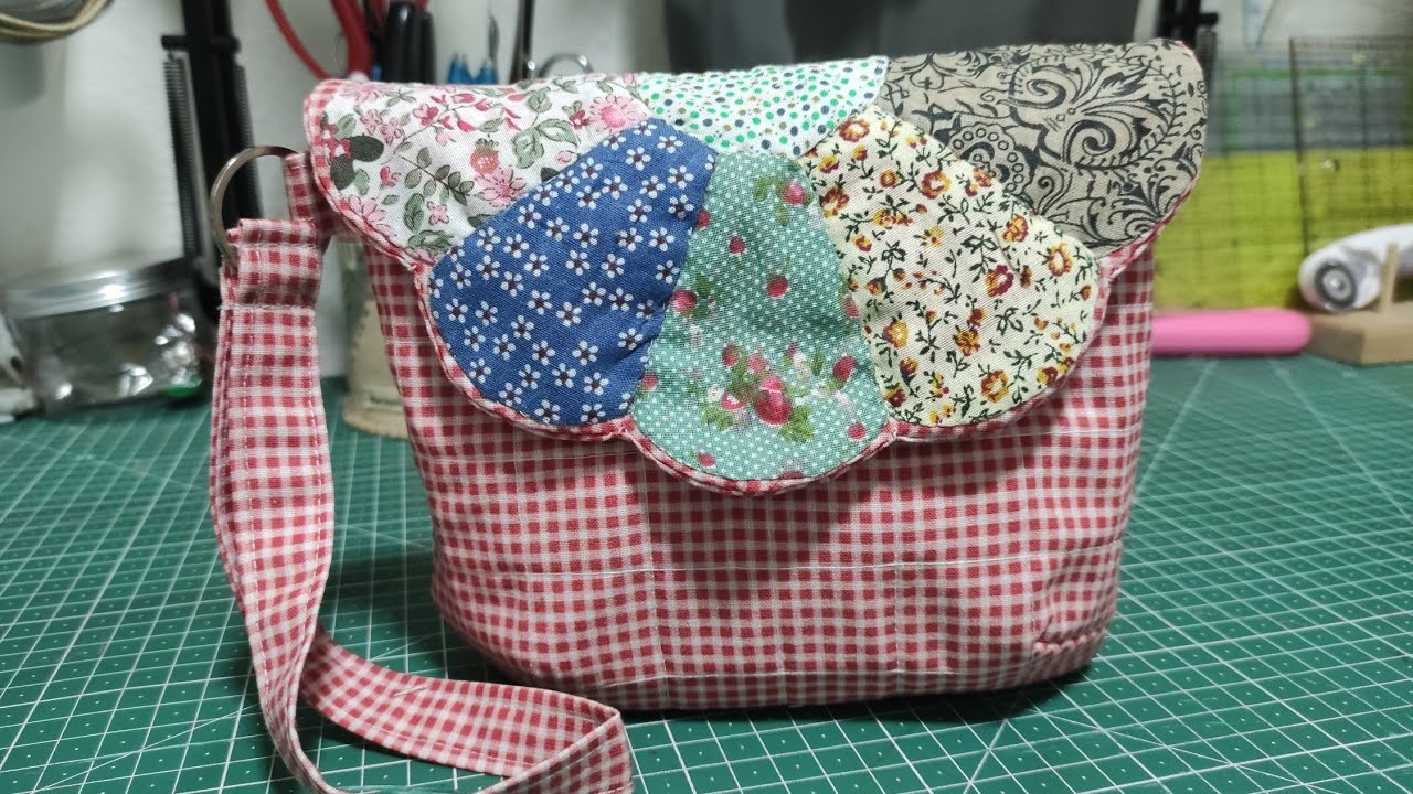 Sencillo bolso con retales