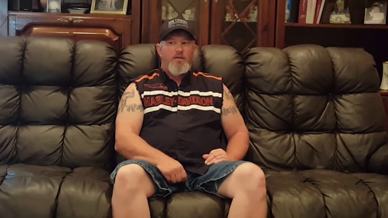 Brett Gentry - Kooler Ice Vending Machine Owner in Mena, AR