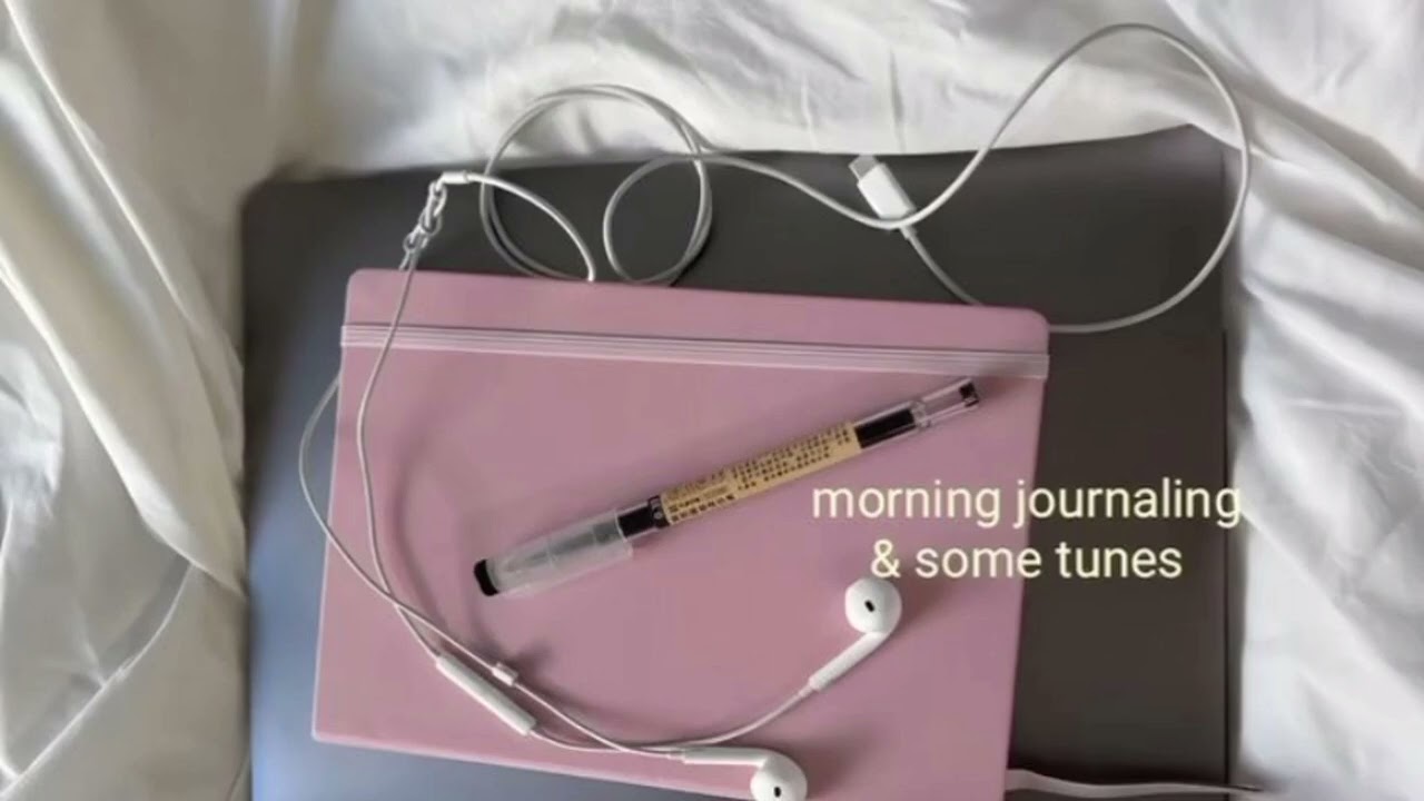 Manifest like Ariana Grande