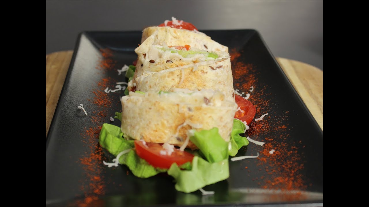 Pite te mbushura me proshute dhe djathe - Fritter filled with chicken fillet and minced cheese