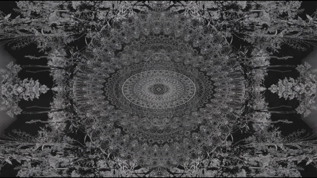 Month's Mind: Hypnotic Dark Ambient Tape Loops | Slow Blink | Bakkerman