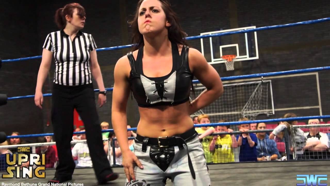 SWE SIRENS MATCH NIKKI STORM v VIPER v SAMMII JAYNE