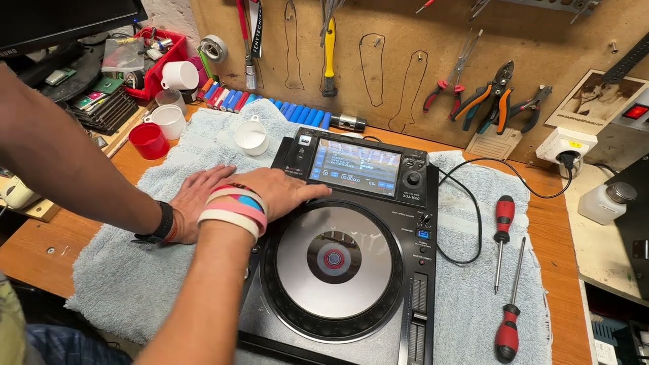 Pioneer XDJ-1000MK1 Egy igazi öszvér