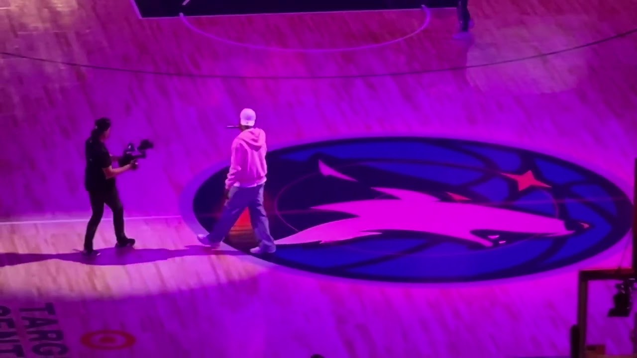Bdifferent half time show preference