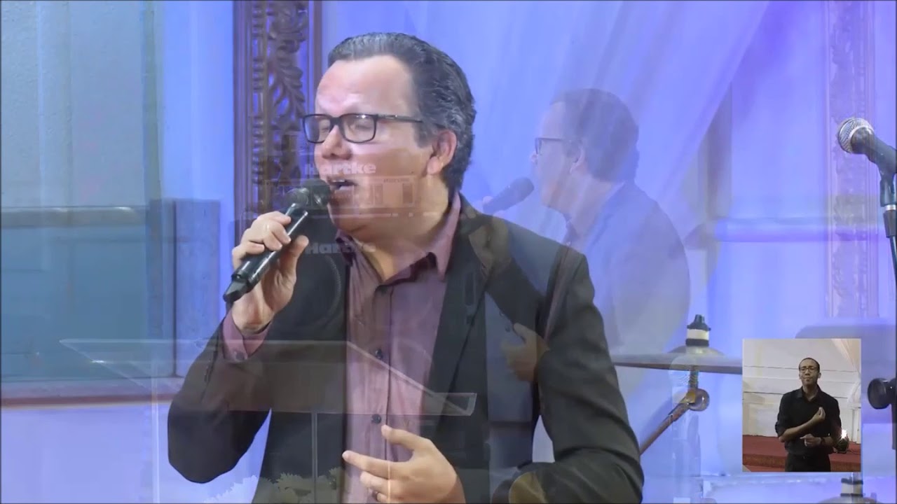MUSICA : A IGREJA SEGUE EM FRENTE - CANTOR JOÃO MARCOS