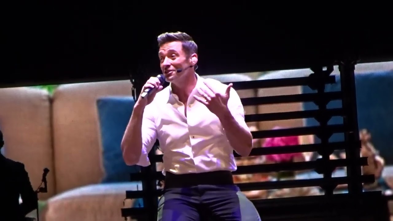HUGH JACKMAN - The Way You Look Tonight @ACCOR ARENA (22-05-2019)