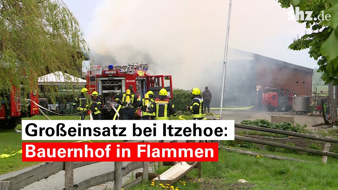 Bauernhof in Flammen: Großfeuer in Bekmünde bei Itzehoe