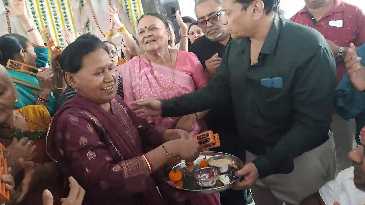  સદગુરુ સ્વરૂપ પૂજય ભાઈશ્રી જગદીશભાઈ નું ઔલોકિક દિવ્ય પૂજન મોહન ધામ આશ્રમ- ત્રંબા 