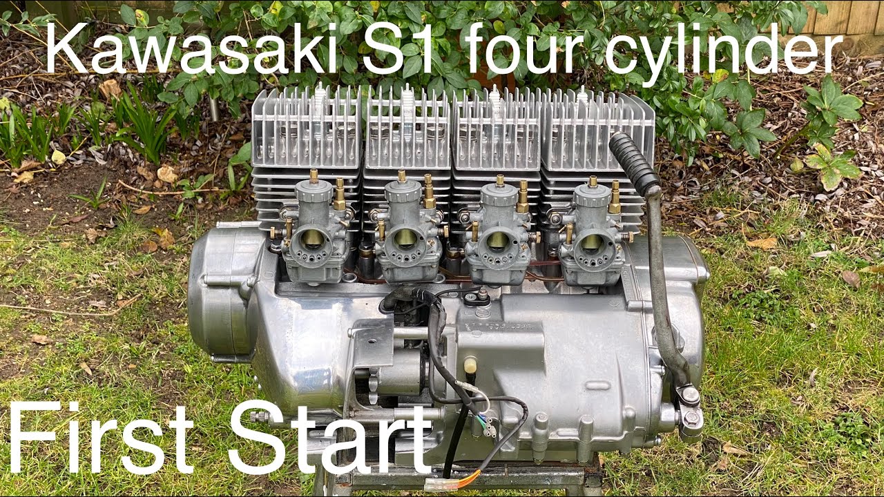 Kawasaki S1 550  four cylinder first start, ignition timing and carbs. Episode 7