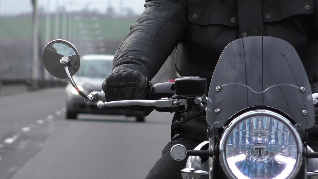 Triumph T120, Dart Classic flyscreen WHAT THE OTHER REVIEWS DIDNT TELL YOU!