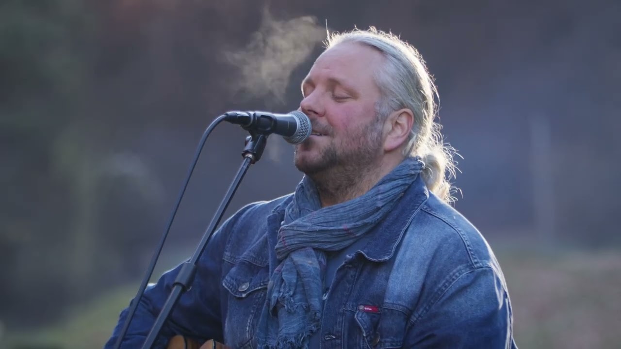 Ne vom întoarce într-o zi - Mircea Rusu (Versuri: Radu Gyr)
