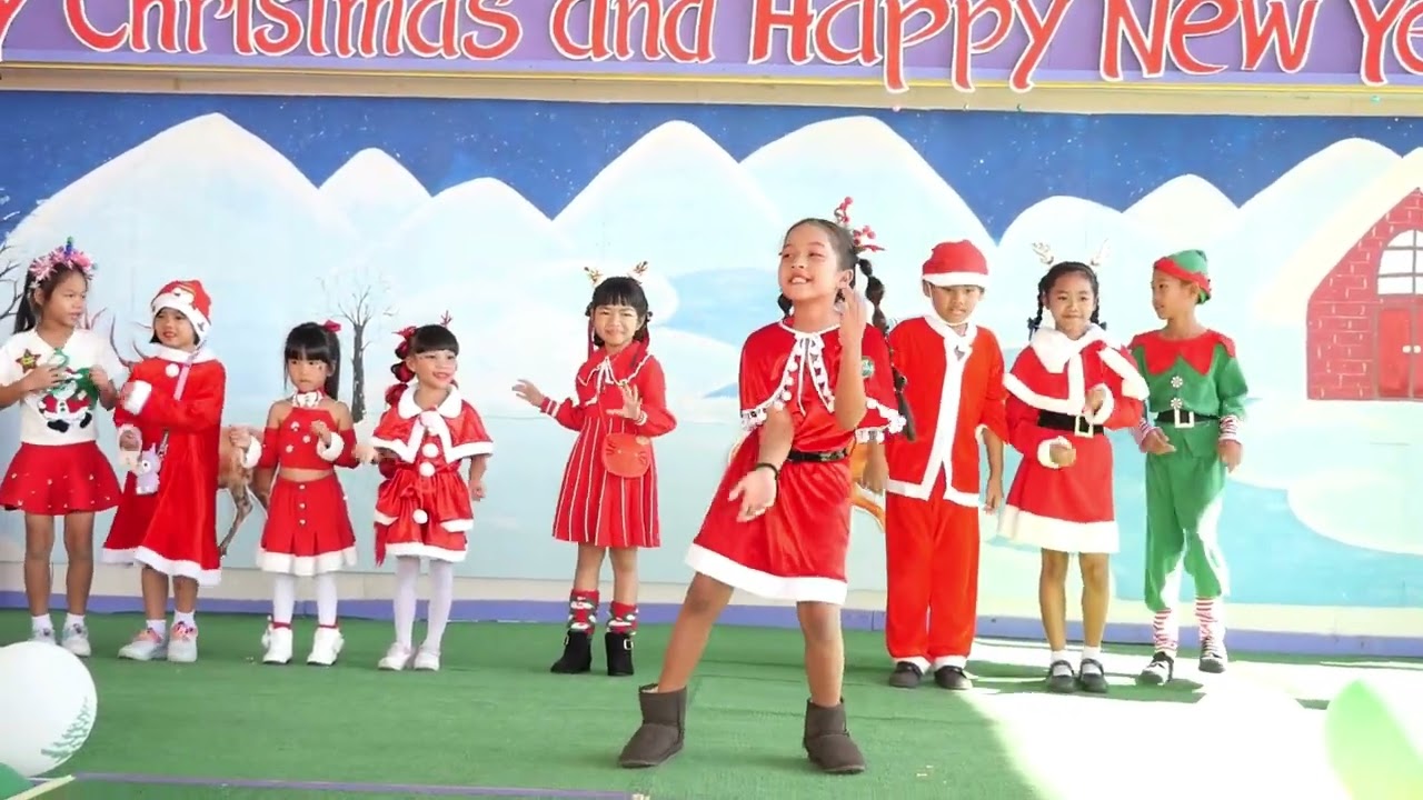 กิจกรรม Merry Christmas and Happy New year 2024