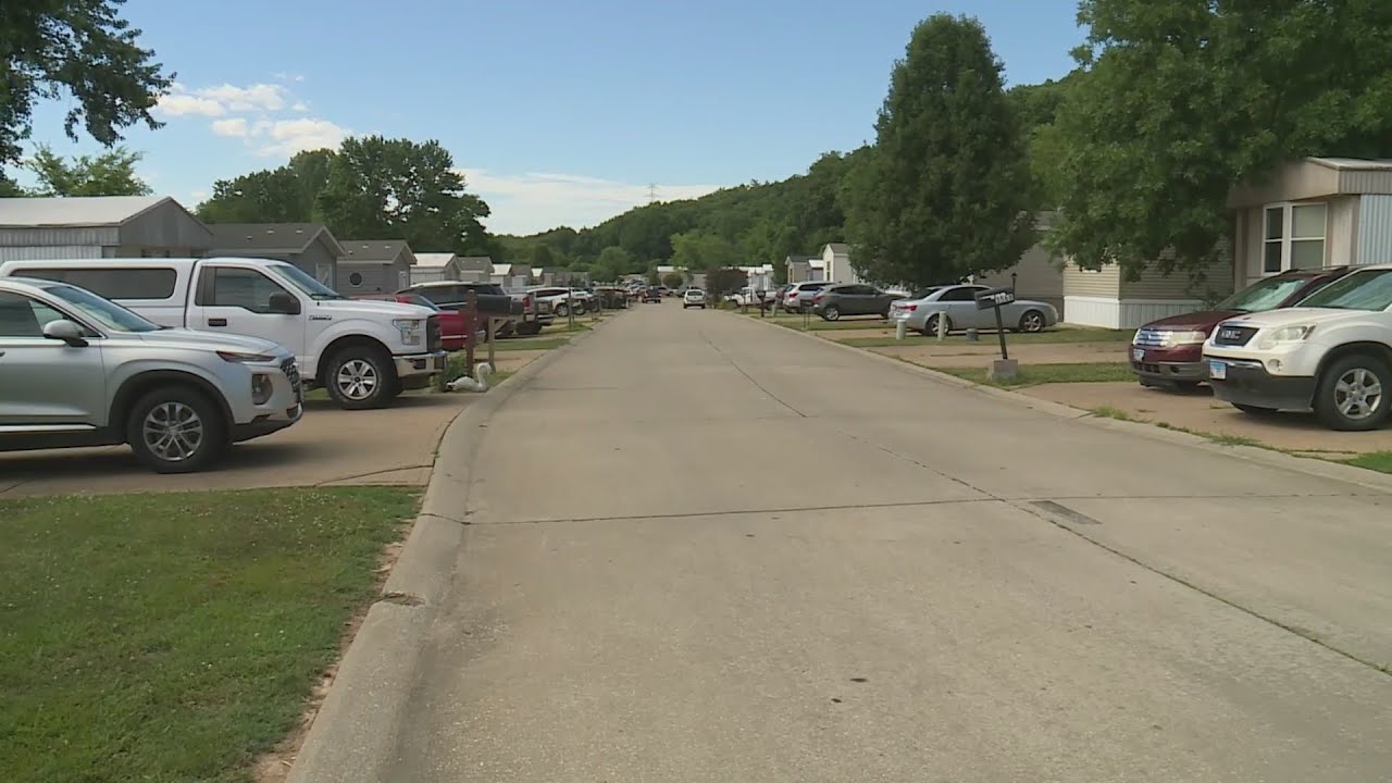16-year-old in custody after teenager shot and killed in Jefferson County