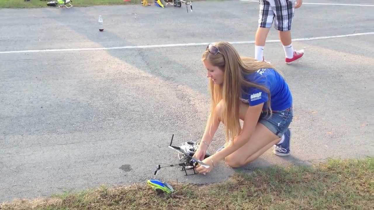 Amy Botos flying Blade 130x at the Georgia Heli Swarm