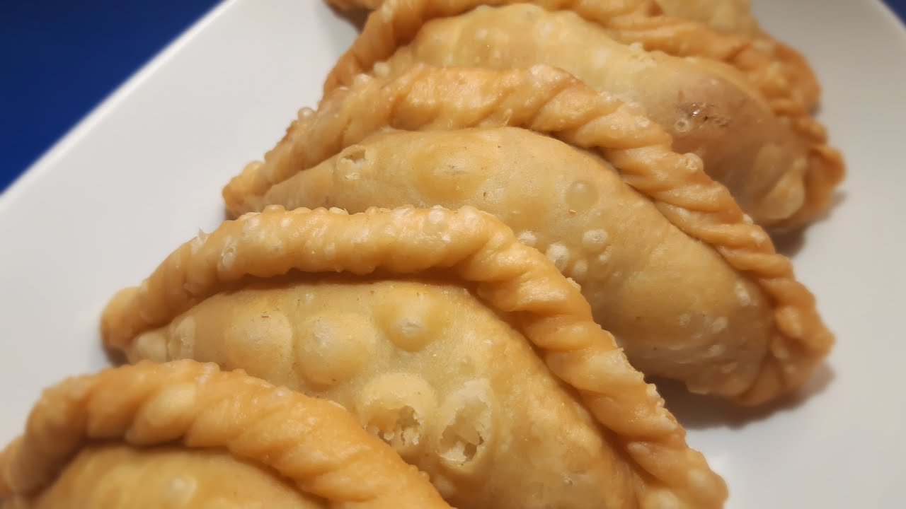 Sweet Ladoo Samosa || Ruby's Food and Tour