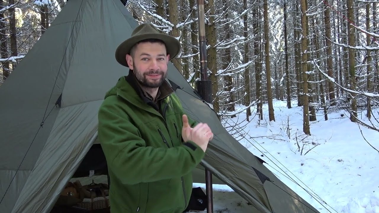 Übernachtung im Winterwald 2 - 