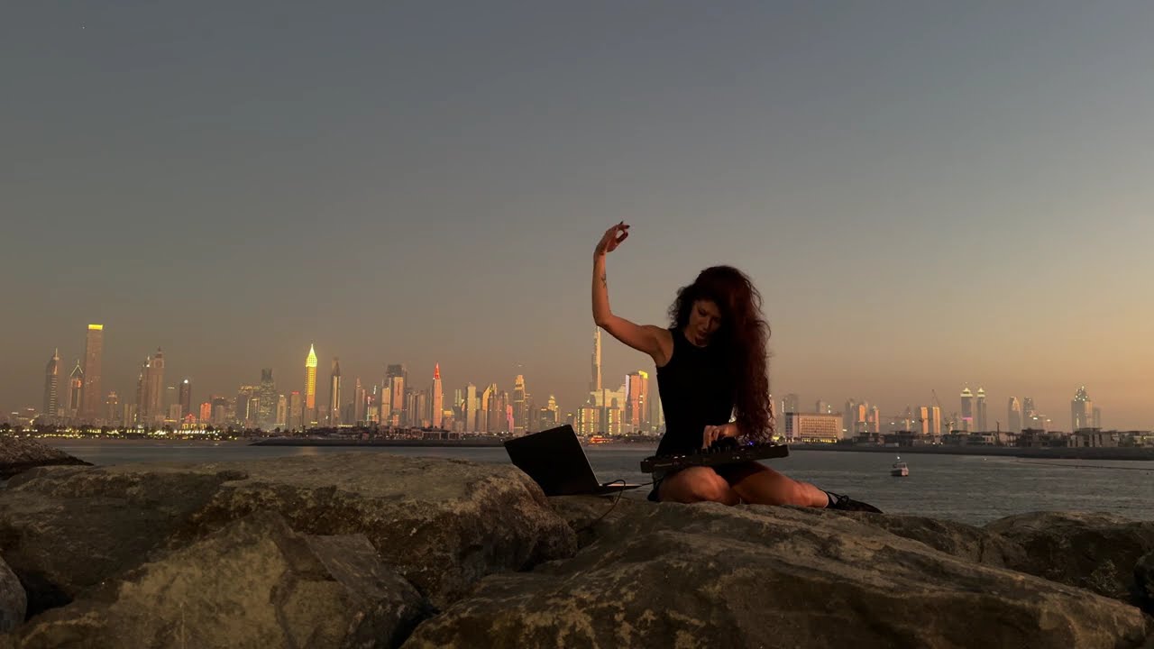Live DJ Set in Dubai at Sunset | House / Afro / Melodic | Skyline Session