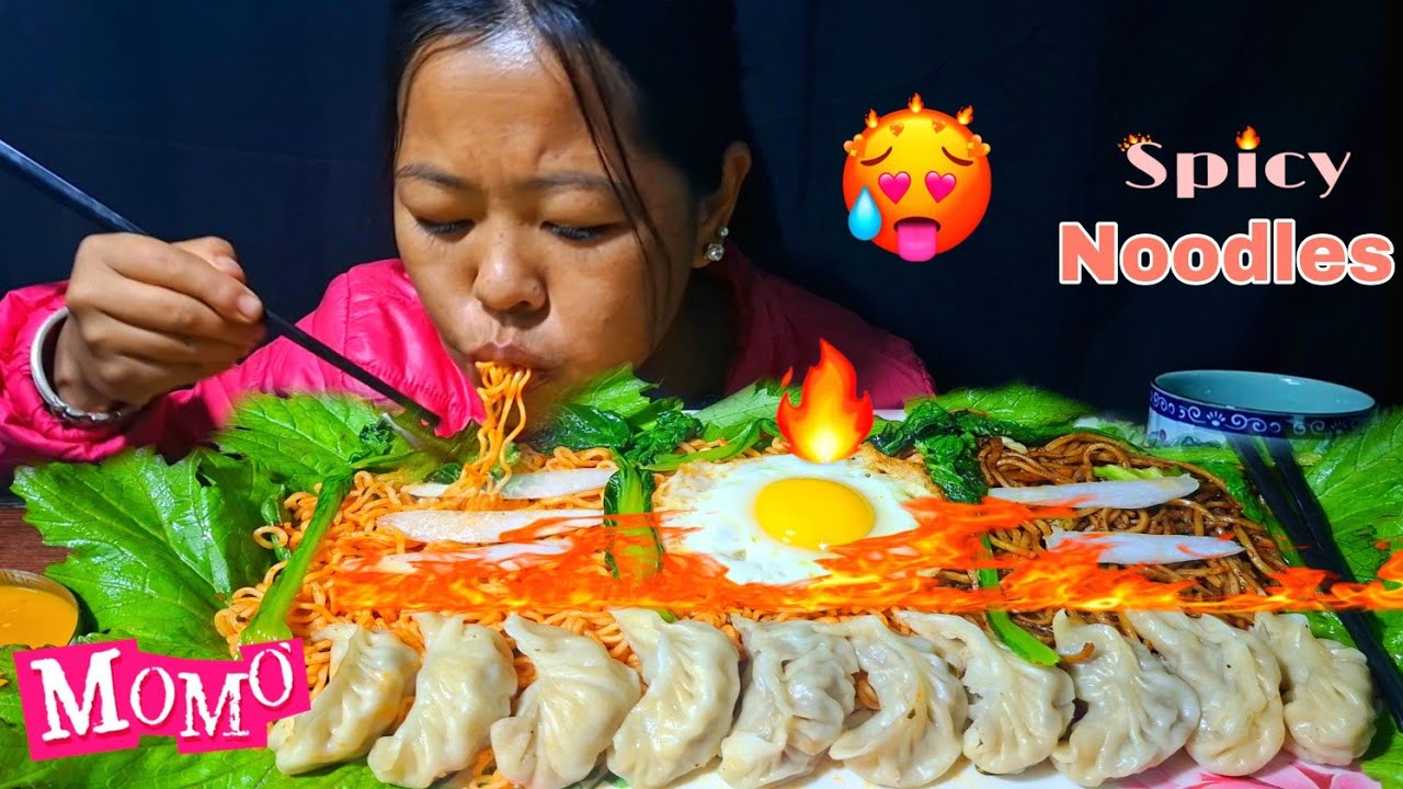 EATING MOMO WITH SPICY 🔥NOODLES AND CHAWMEAN || NEPALI STYLE ||  SPICY FOOD ||