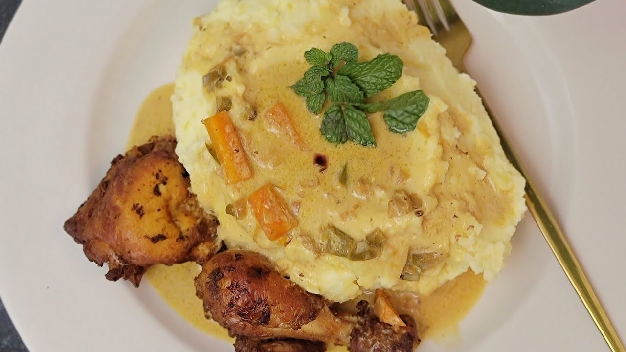 Pika huu mlo, Uje unishukuru. Mashed Potatoes, Sauce na Kuku Kaanga. wee