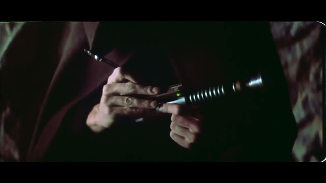 Star Wars Episode VI: Return of the Jedi - Deleted Scene - Cave Scene - Luke builds his lightsaber
