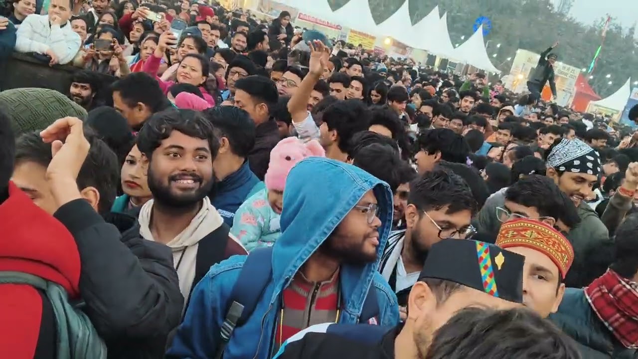 नोएडा मैं  महाकोथिग का  नाजार 👌👌❤️