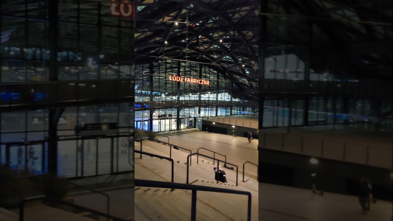 Ł&oacute;dź Fabryczna nocą #video #shorts #kochamlodz #lmf2024 #city #poland