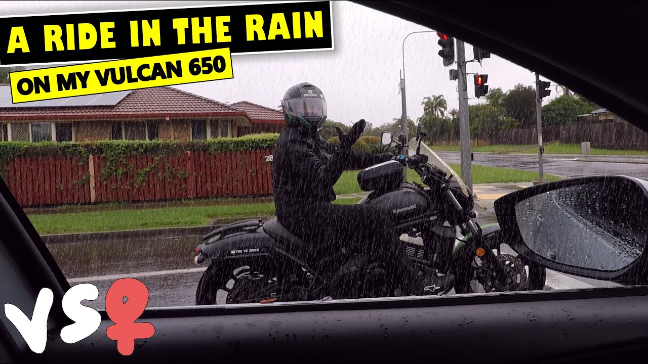 VS♀️ A Ride in the Rain (On my Vulcan 650)