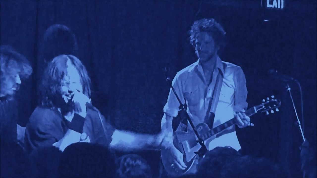 The Bluefields - When the Levee Breaks