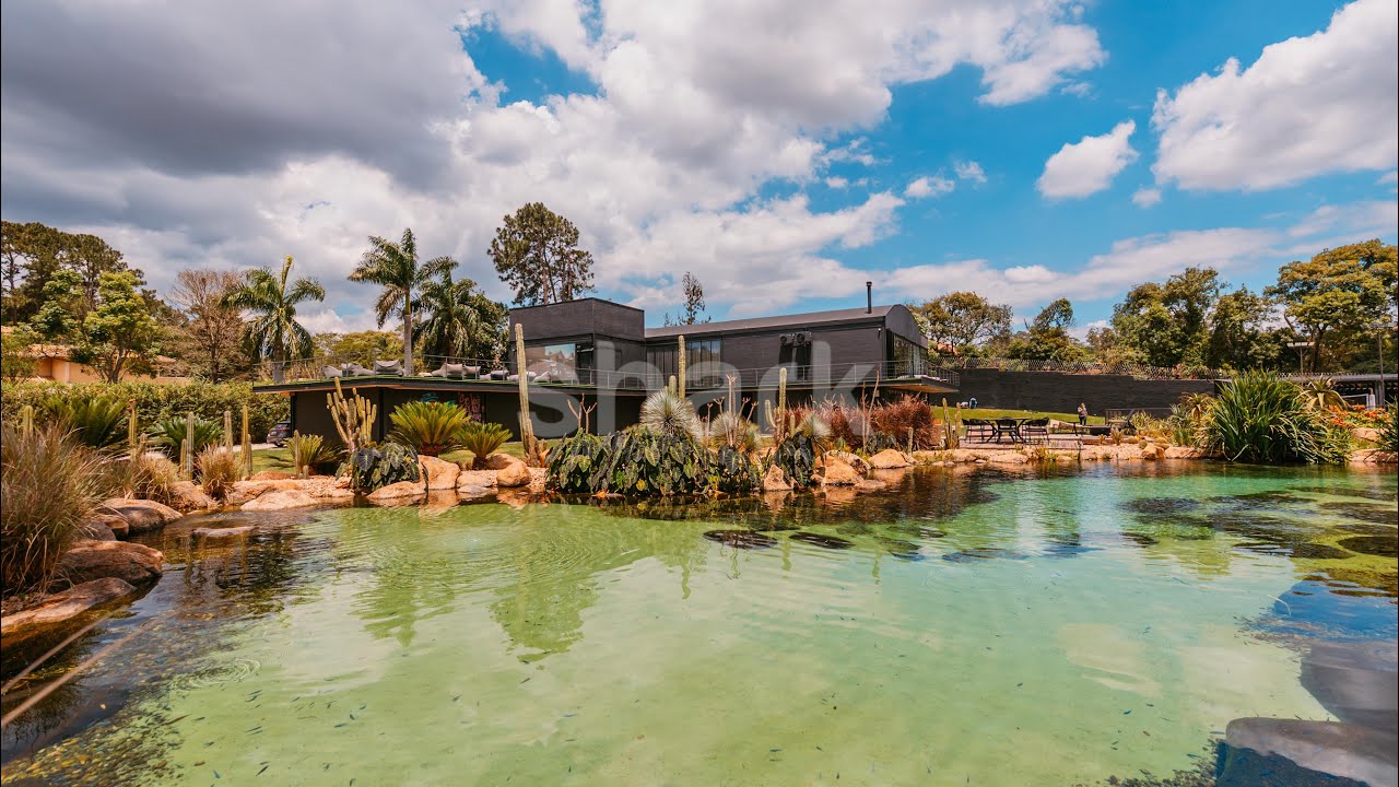 A casa do Felipe Titto, a venda por R$25.000.000,00