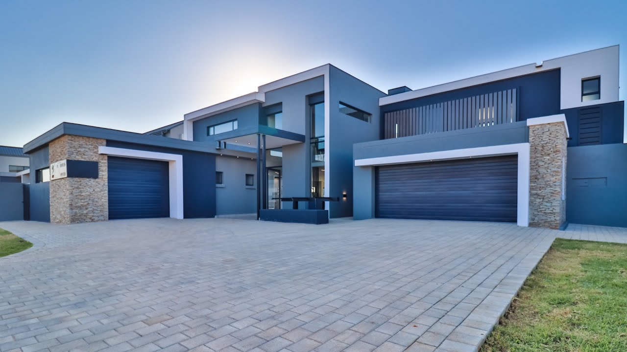 4 Bedroom For Sale | Midstream Estate