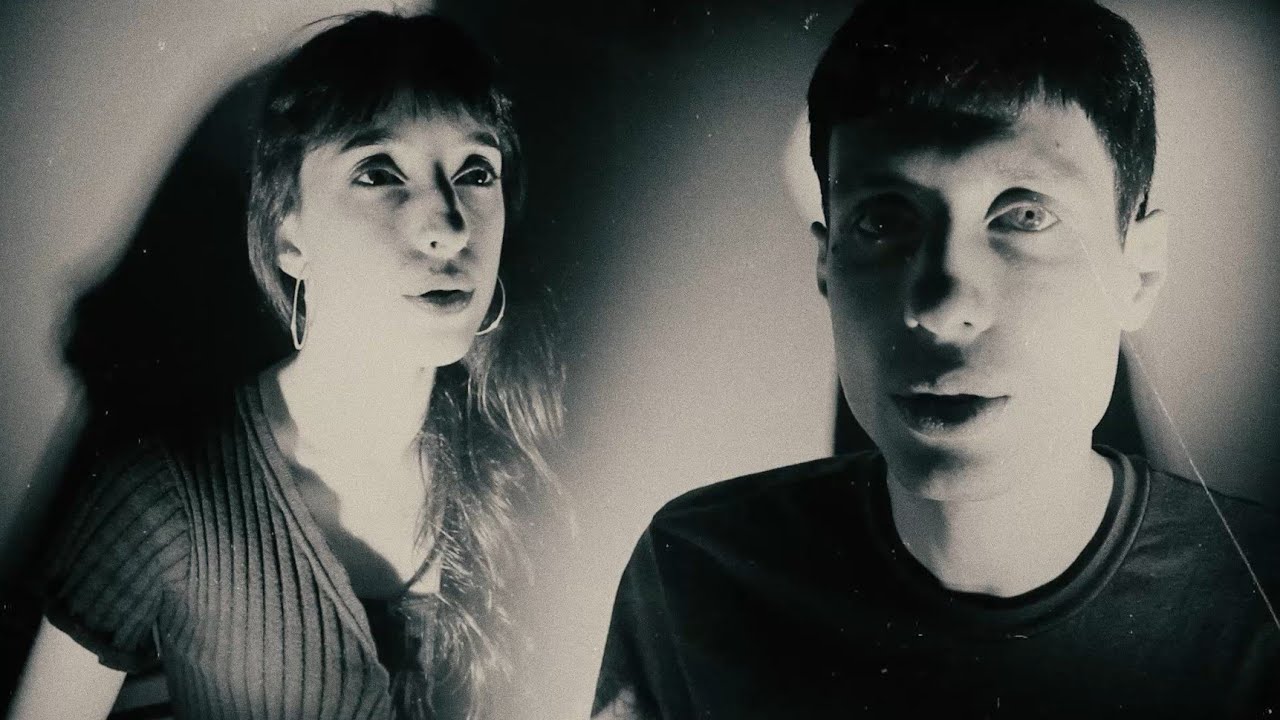 Riel - Blanco & Negro (Video Oficial)