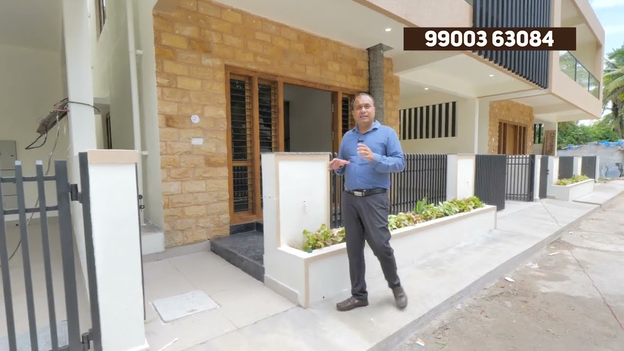 2 cr house sale Mysore 3 bhk built on 30x40 site but total site area is 30x70 info call 9900363084